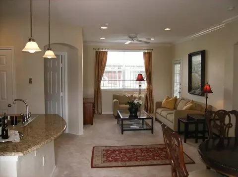 2925 Keller Springs Rd #523, Carrollton, TX 75006