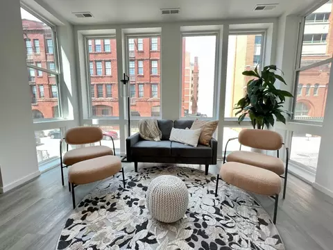 725 W Pratt St #304, Baltimore, MD 21201
