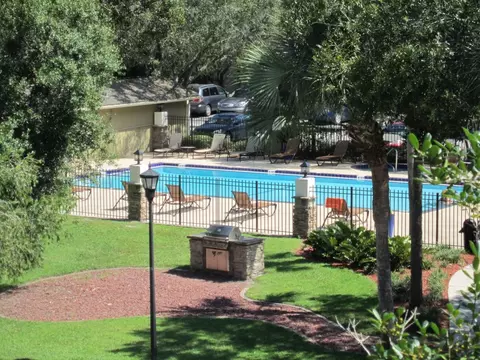 13275 Arbor Pointe Cir #13387-103, Temple Terrace, FL 33617