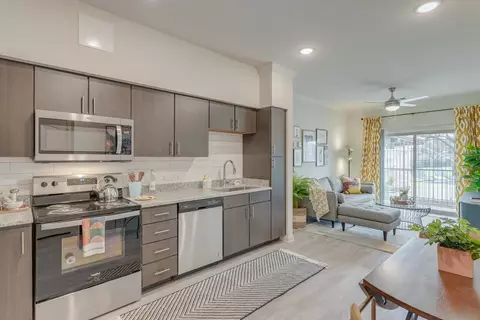 414 E Wonsley Dr #2302, Austin, TX 78753