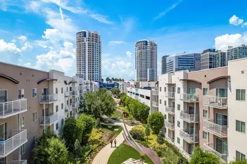 1226 E Cumberland Ave #201, Tampa, FL 33602