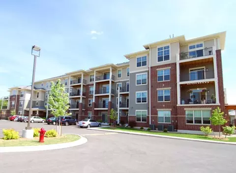 2310 Parmenter St #1-224, Middleton, WI 53562