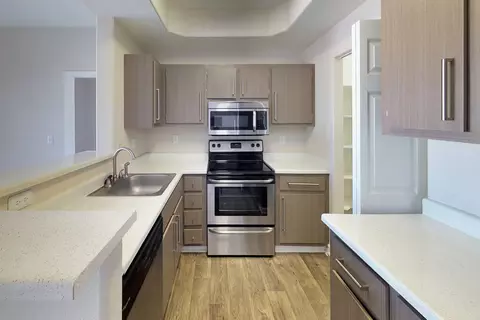 11 E Bell Rd #305, Phoenix, AZ 85022