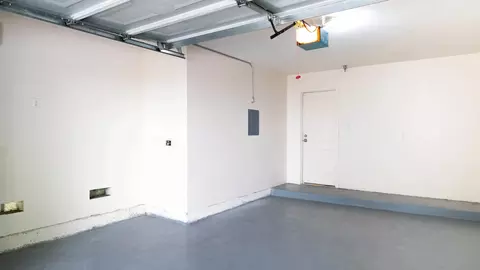 19200 Nordhoff St #601, Los Angeles, CA 91324