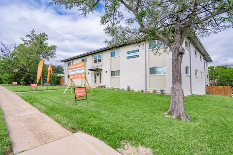 125 E 8th St #CRAW-1-107, Dallas, TX 75203