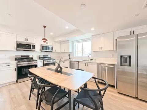 1361 W 35th St #1361 1/2 W 35TH ST, Los Angeles, CA 90007