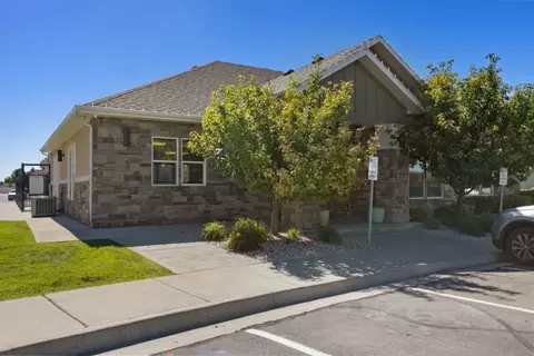 255 W 2700 N #64-64-D, Pleasant View, UT 84414