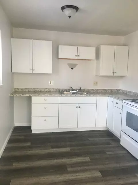 1420 S Pennsylvania Ave #1420 3, Lansing, MI 48910