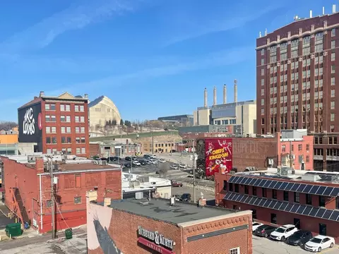 1721 Walnut St #208, Kansas City, MO 64108
