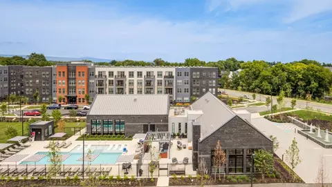 400 E 7th St #210, Frederick, MD 21701