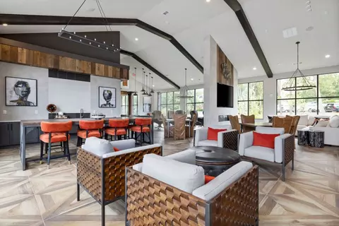 3221 Glenhill Dr #131, Raleigh, NC 27612