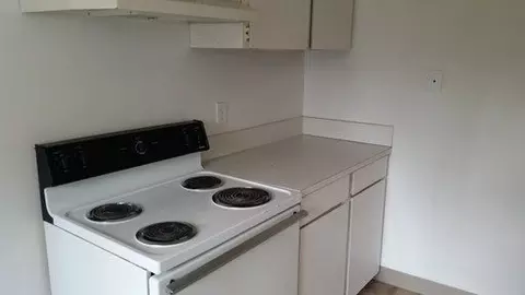 10233 NE Fremont St #10245, Portland, OR 97220