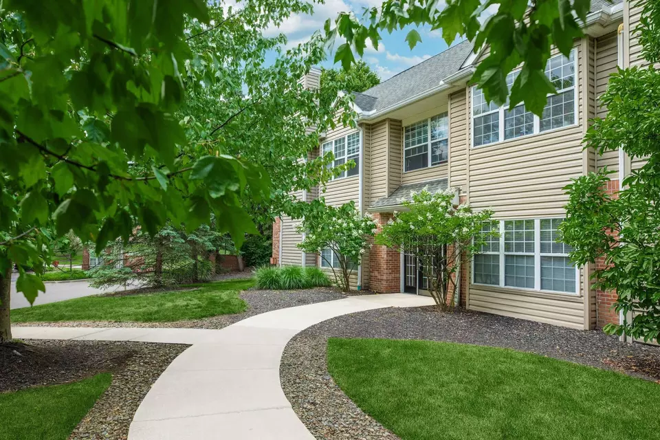  26900 Amhearst Cir #06-308, Beachwood, OH 44122 photo 19