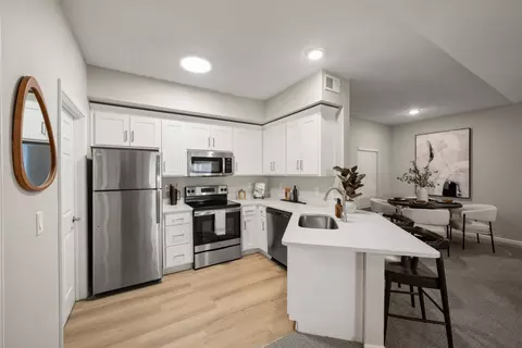 11810 Farley #1401, Overland Park, KS 66210