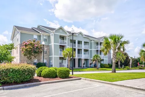 400 Charleston Ln #32544, Jacksonville, NC 28546
