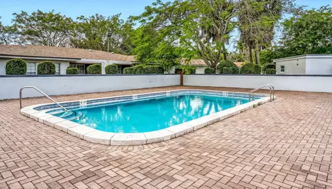 6108 NW 26th St #105, Sunrise, FL 33313