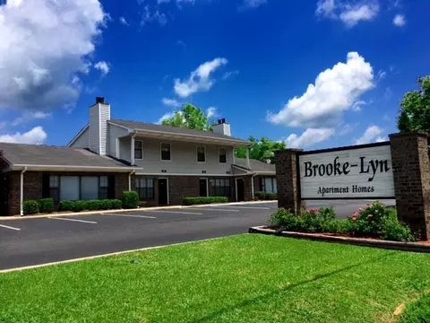 510 Brooke Lyn Dr #126, Pleasant Grove, AL 35127
