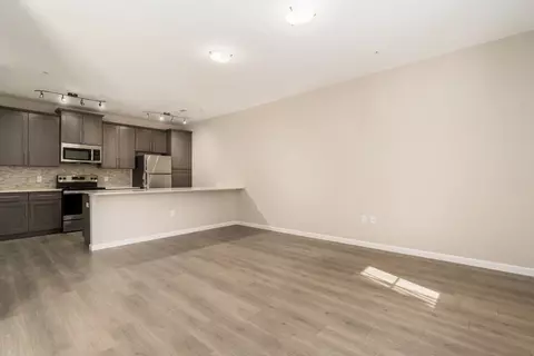 3300 W Dublin Granville Rd #2372, Columbus, OH 43235