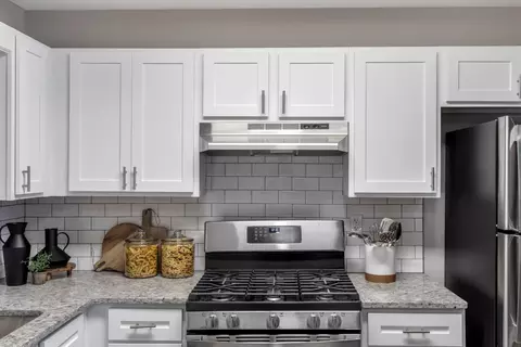 1600 Club Dr #0313, Woodbury, NJ 08096