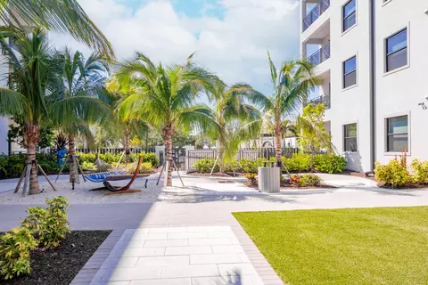 2250 Mcgregor Blvd #1302, Fort Myers, FL 33901