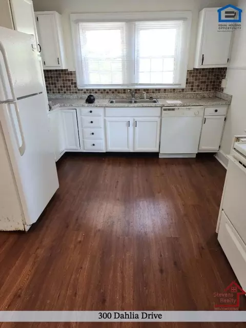 300 Dahlia Dr #300 DAHLIA DR, Knoxville, TN 37918