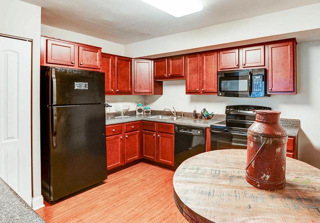 3202 E 76th St #00701, Indianapolis, IN 46240