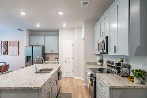 504 John Harm Way #115, Gainesville, GA 30501