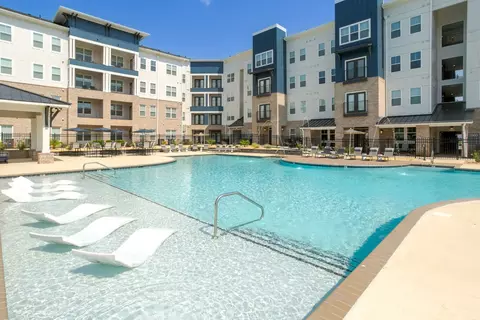 200 Town Madison Blvd #2-2210, Madison, AL 35758