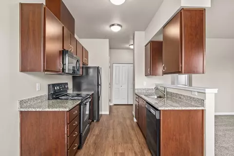 5192 Caplinger Rd SE #328, Salem, OR 97317
