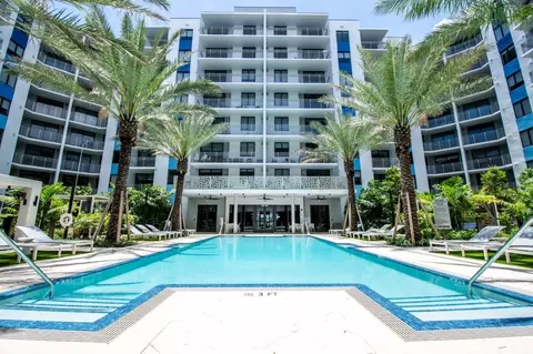 3645 NW 36th St #236, Miami, FL 33142