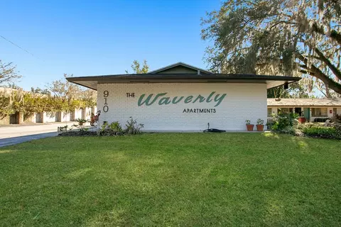 910 NE 2nd St #6, Ocala, FL 34470