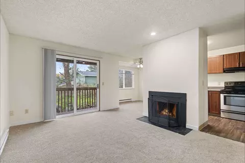 3231 S 204th St #B101, Seatac, WA 98198