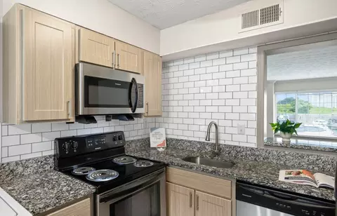 5675 Roswell Rd #29-C, Atlanta, GA 30342