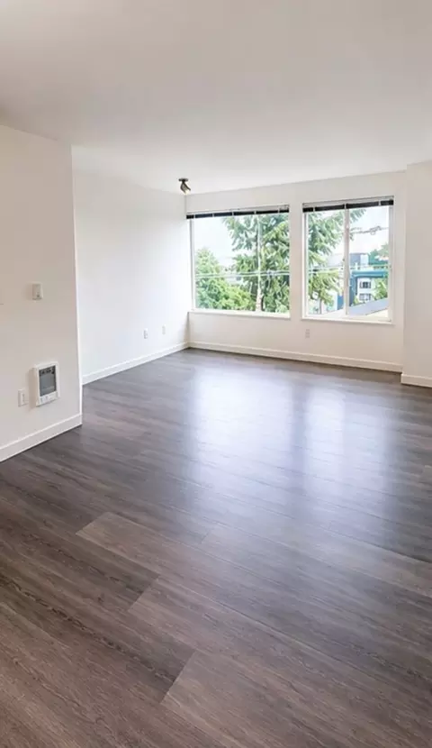 300 11th Ave #304, Seattle, WA 98122