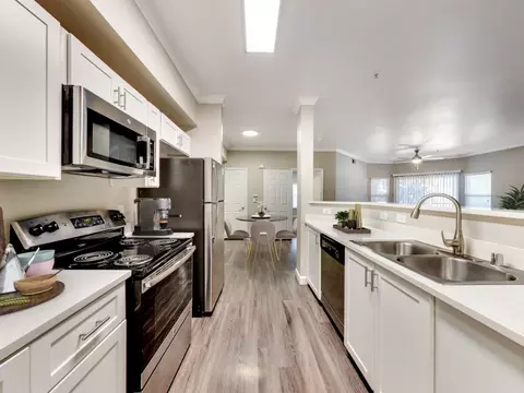 3250 Laurelhurst Dr #355, Rancho Cordova, CA 95670