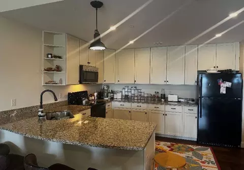 7 Railroad Ave UNIT 402, Gorham, ME 04038