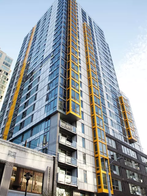 225 Cedar St #1909, Seattle, WA 98121