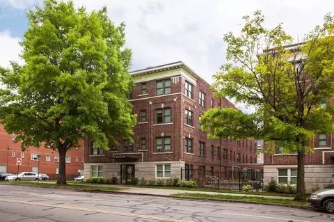 615 E Armour Blvd #311, Kansas City, MO 64109