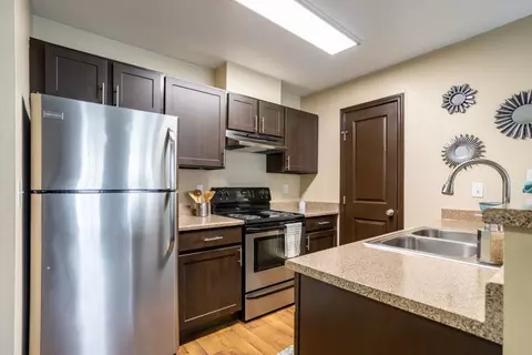 17600 134th Ave SE #H-202, Renton, WA 98058