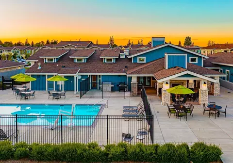 1440 John Day Dr #31-102, Eugene, OR 97408
