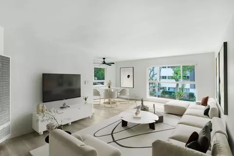 8741 Shoreham Dr #15, West Hollywood, CA 90069