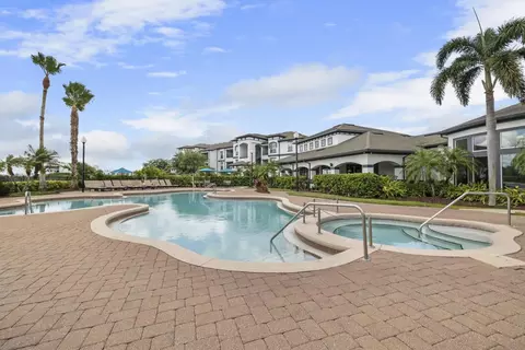8335 Narcoossee Rd #2203, Orlando, FL 32827