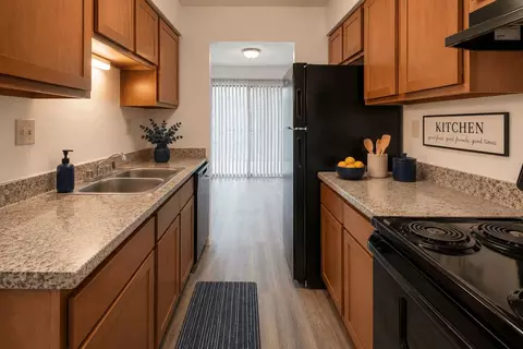 6475 Excalibur Ct #6482A, Indianapolis, IN 46268