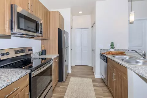 600 W University Heights Dr N #215, Flagstaff, AZ 86005