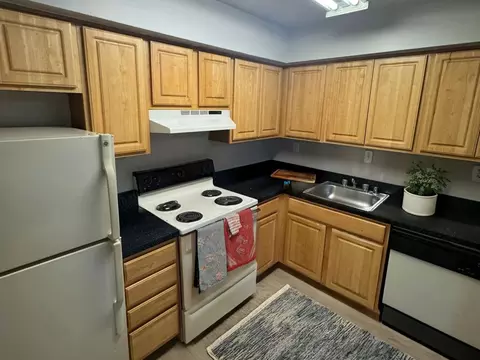 17500 Towne Crest Dr # -B, Gaithersburg, MD 20877