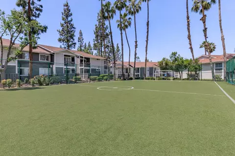 1400 Barton Rd #2210, Redlands, CA 92373