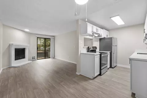 18031 36th Ave W #H107, Lynnwood, WA 98037