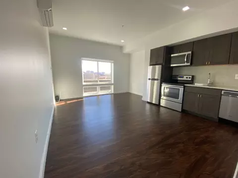 824 N Calvert St #413, Baltimore, MD 21202