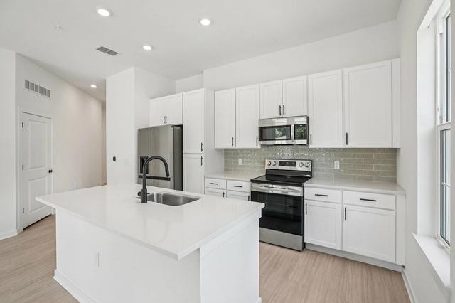 6907 N Nebraska Ave #262, Tampa, FL 33604 | 46 Photos - Movoto