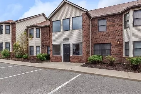 3296 Walnut Springs Dr #3242, Bloomington, IN 47401